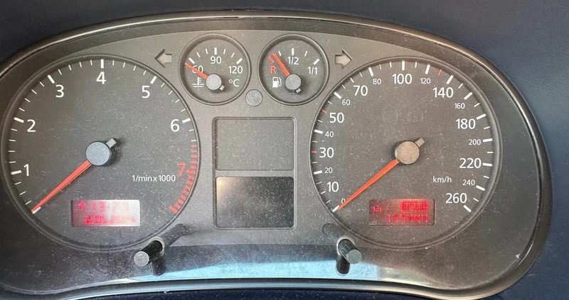 Audi A3 cena 11000 przebieg: 177000, rok produkcji 2003 z Oborniki małe 326